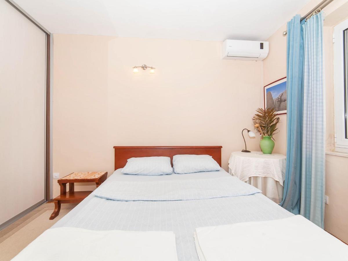 Apartments Stellamar Светі-Стефан Екстер'єр фото